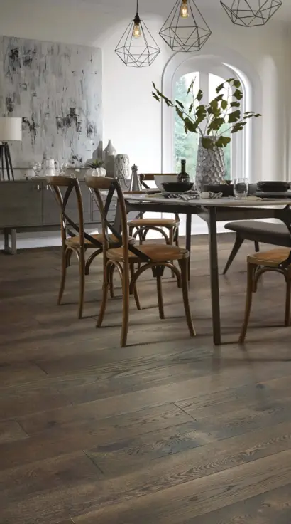 Hardwood in dining room | De/Mar Design Studio